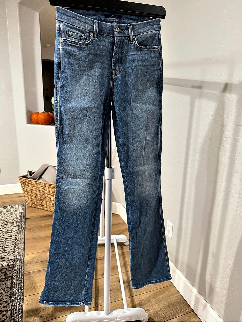 7 For All Mankind Boot Cut Waist 27 in Blue